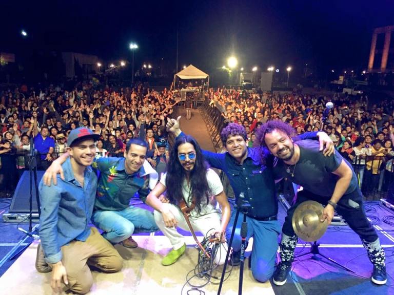 12065949_10153764992074198_1150047676014066033_n